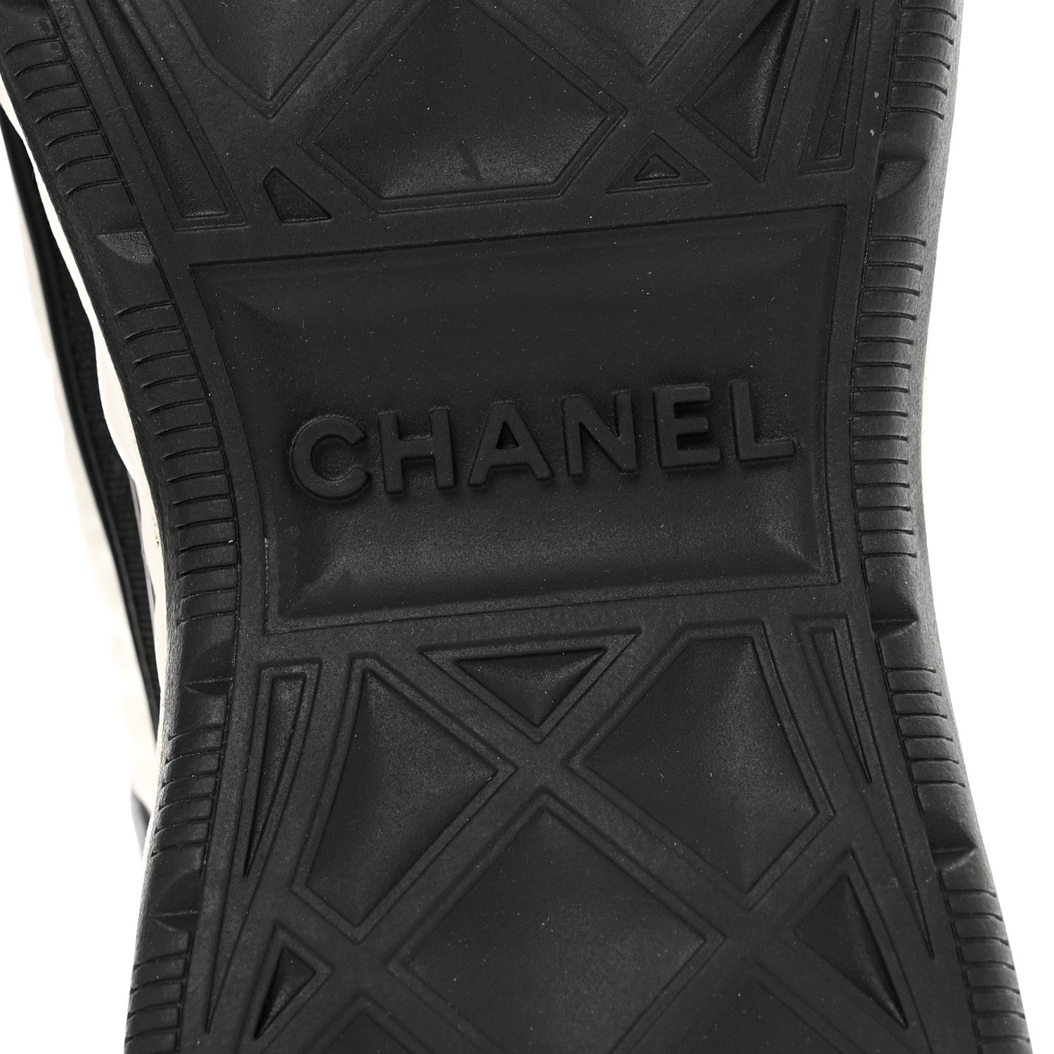 Chanel Suede Calfskin Mixed Fibers CC Sneakers 38 White Black 6 of 9
