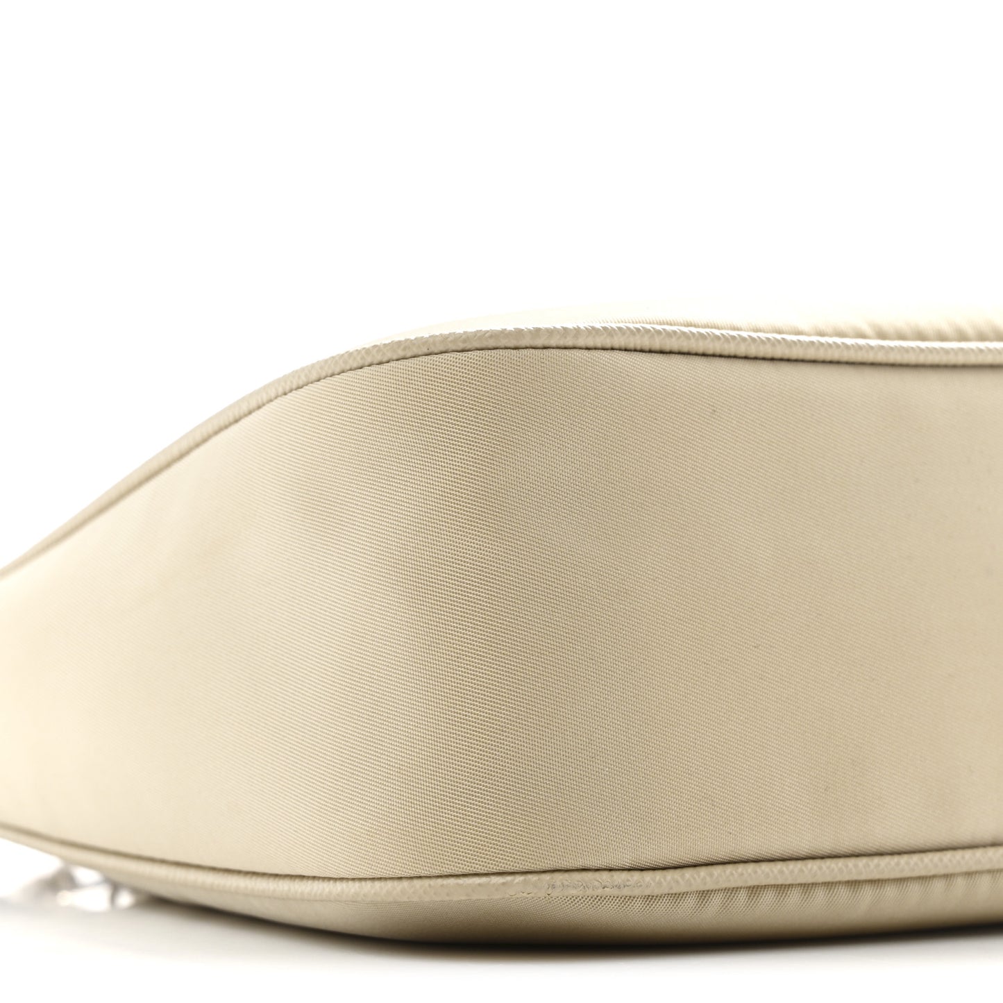 Nylon Re-Edition 2005 Shoulder Bag Cammeo