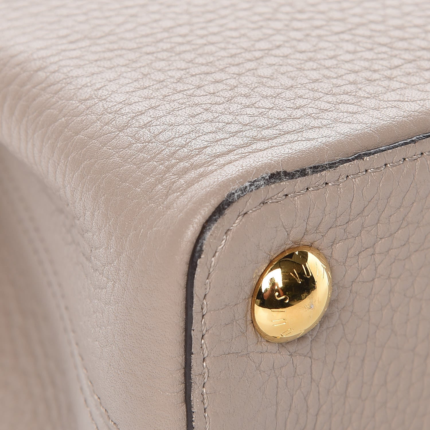 Louis Vuitton Taurillon Capucines BB Galet 11 of 14