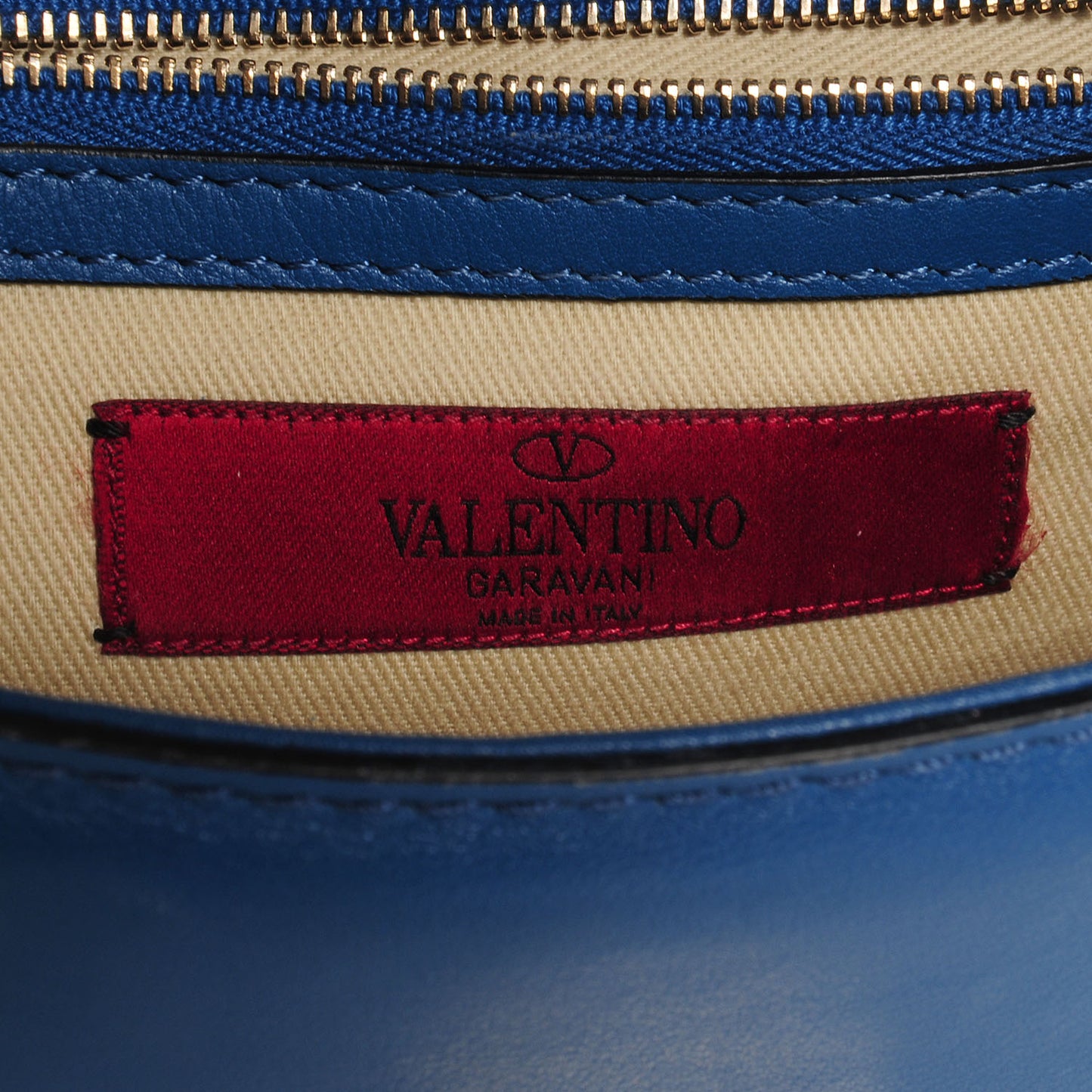 Vitello Glam Lock Rockstud Flap Blue Delft