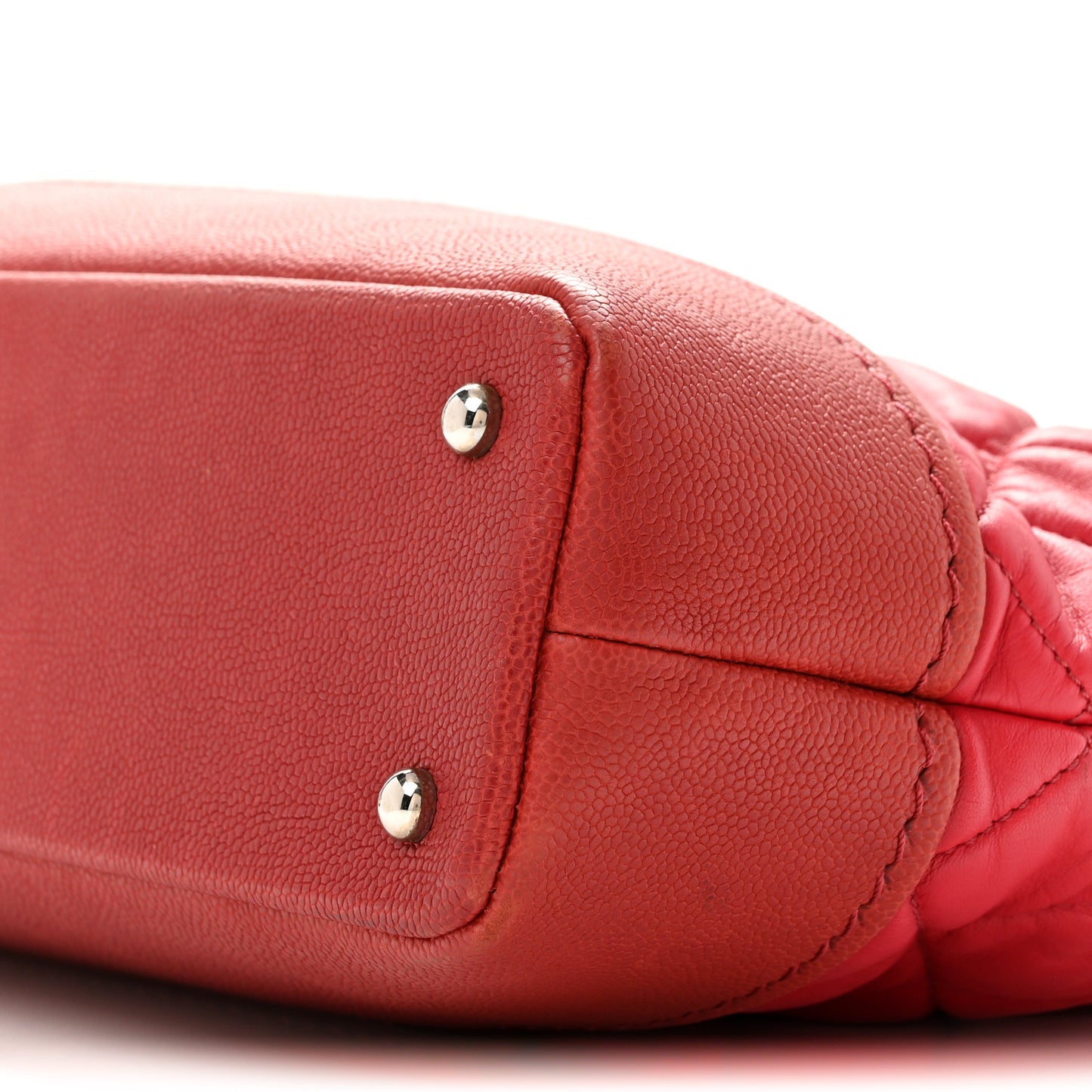 Calfskin Caviar Quilted Large Shopping Tote Red