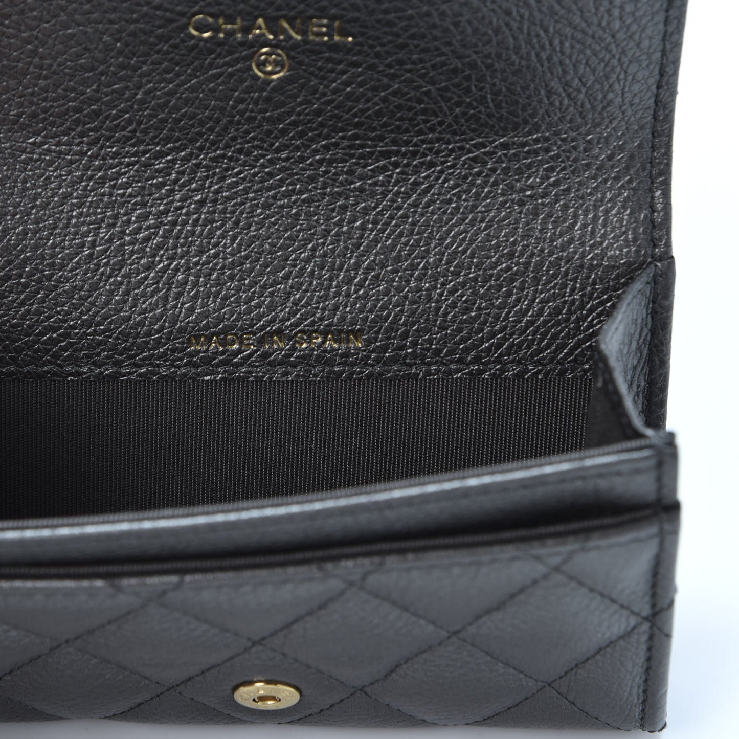 Metallic Calfskin Quilted Reissue Flap Card Holder Grey