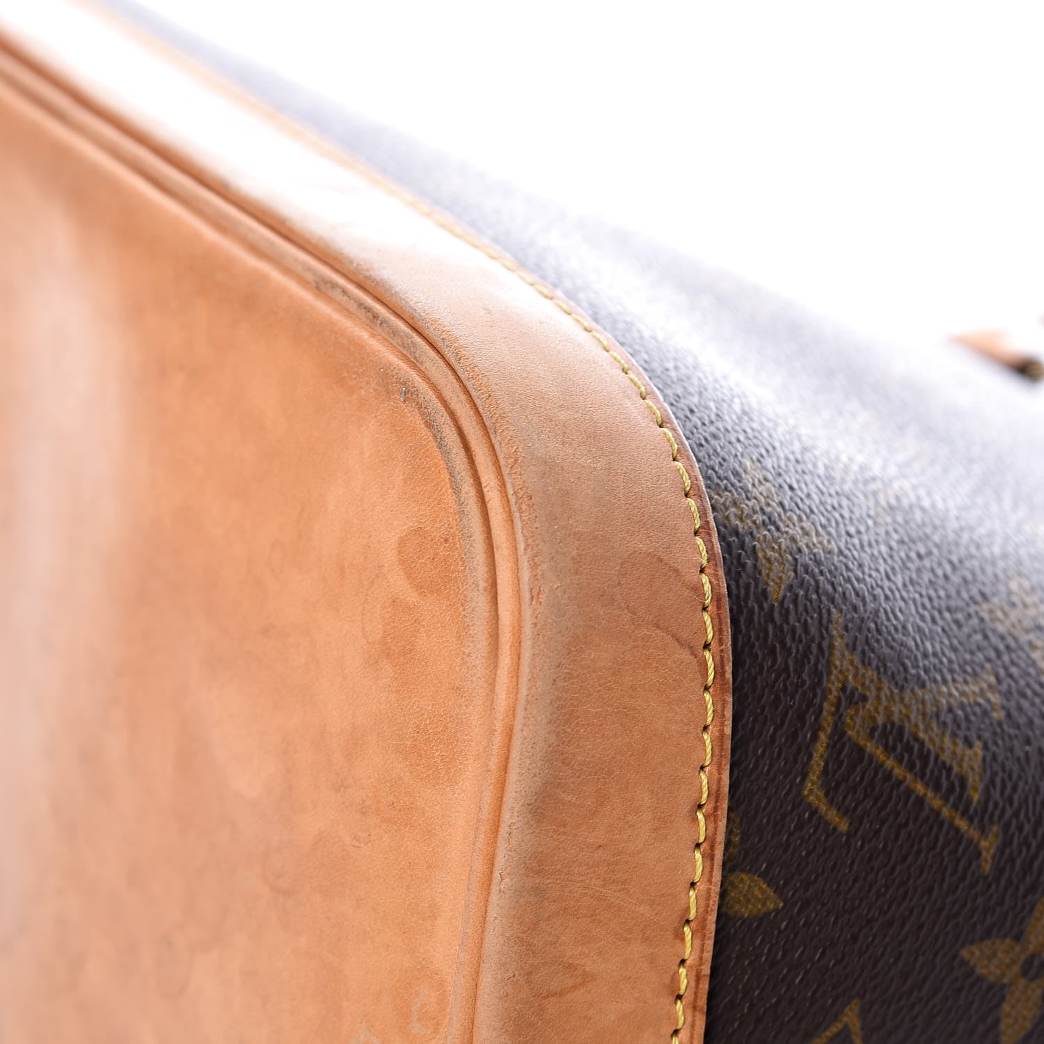 Louis Vuitton Monogram Alma PM 12 of 16