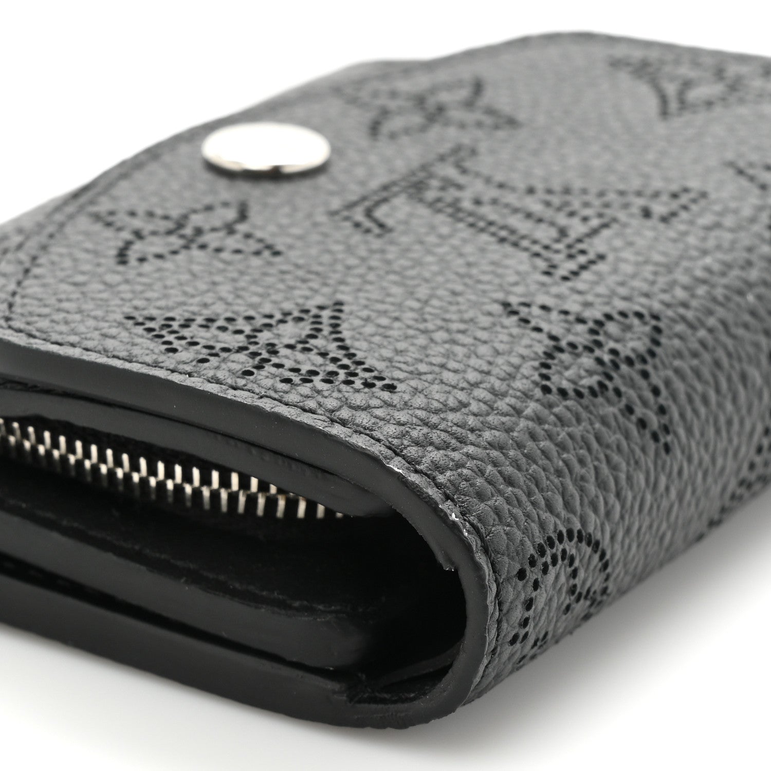 Louis Vuitton Mahina Iris Compact Wallet NM Black 11 of 13