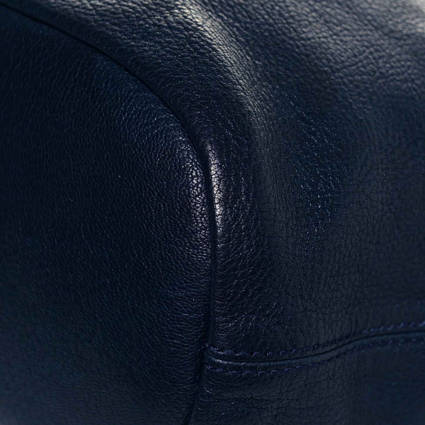 Lambskin Medium Nightingale Blue