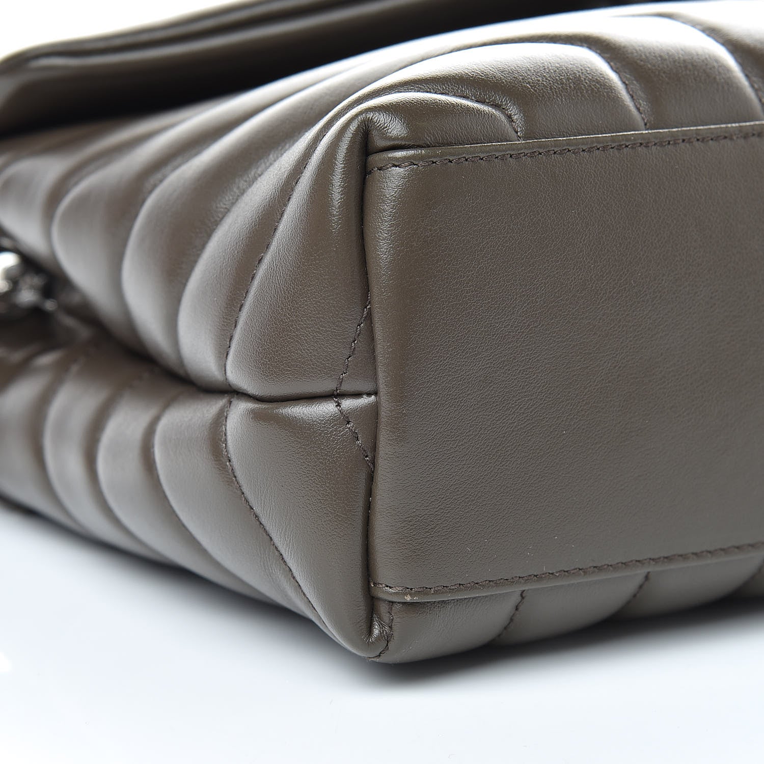 Saint Laurent Calfskin Y Quilted Monogram Small Loulou Chain Satchel Faggio 10 of 11
