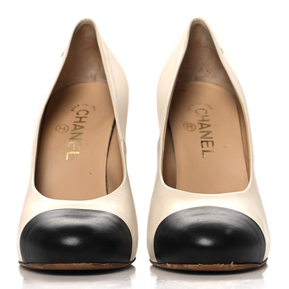 Chanel Lambskin Cap Toe Pumps 39 White Black 3 of 10