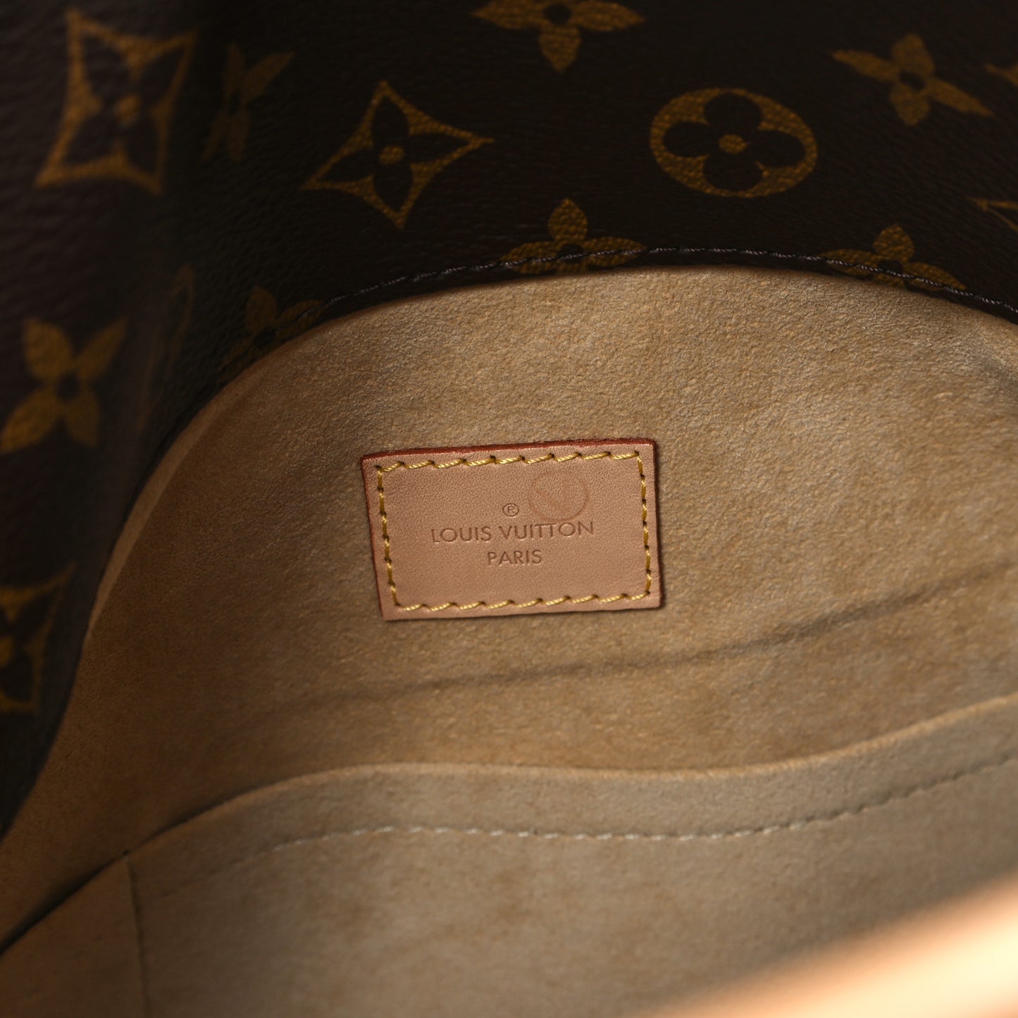 Monogram Artsy MM