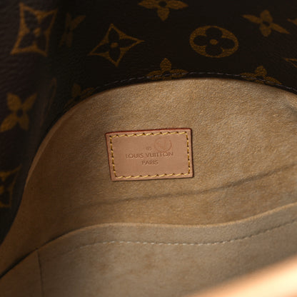 Louis Vuitton Monogram Artsy MM 6 of 11