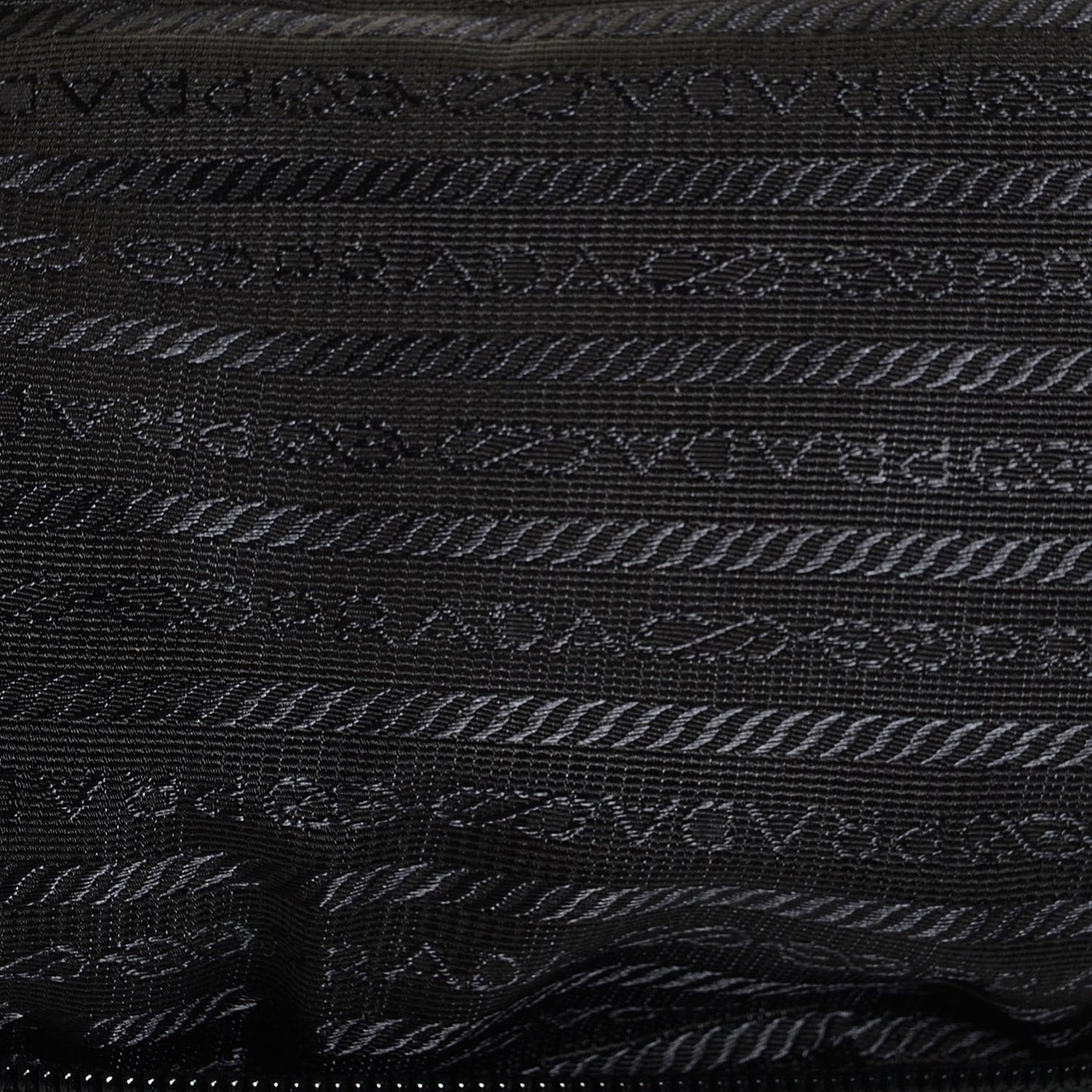 Nylon Vela Messenger Black