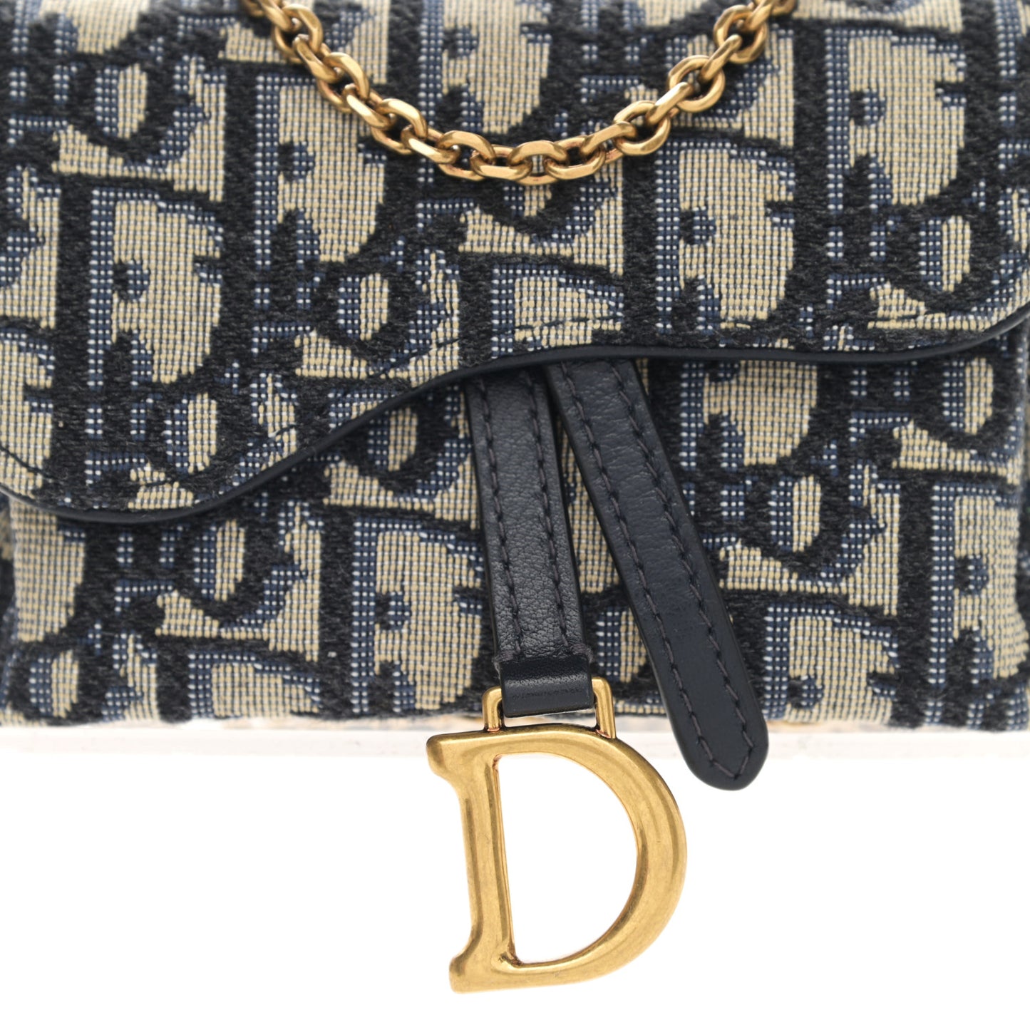 Oblique Nano Saddle Chain Pouch Blue