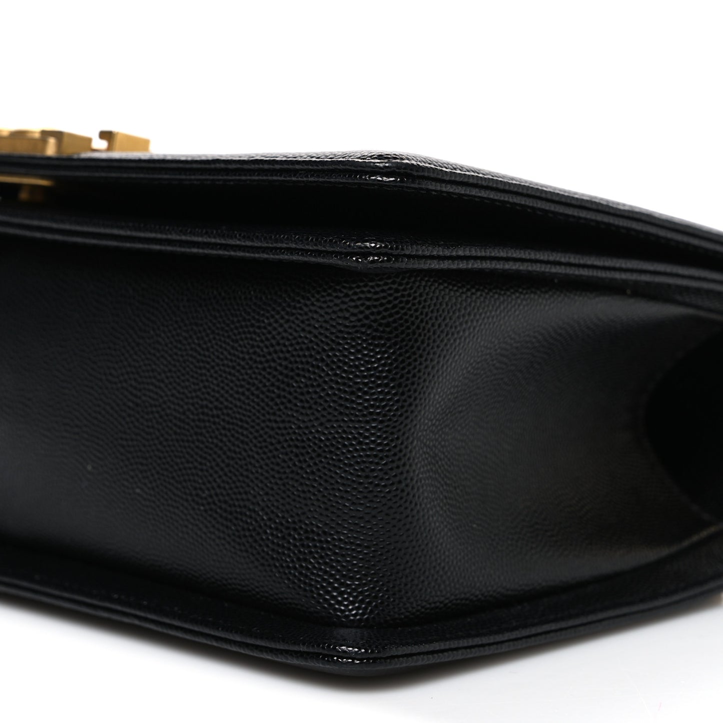 Caviar Quilted Medium Boy Flap Black