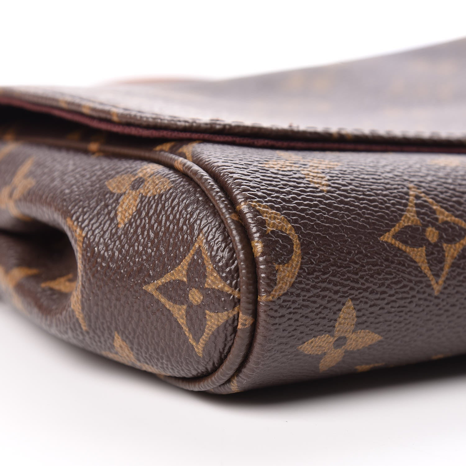 Louis Vuitton Monogram Favorite MM 6 of 16