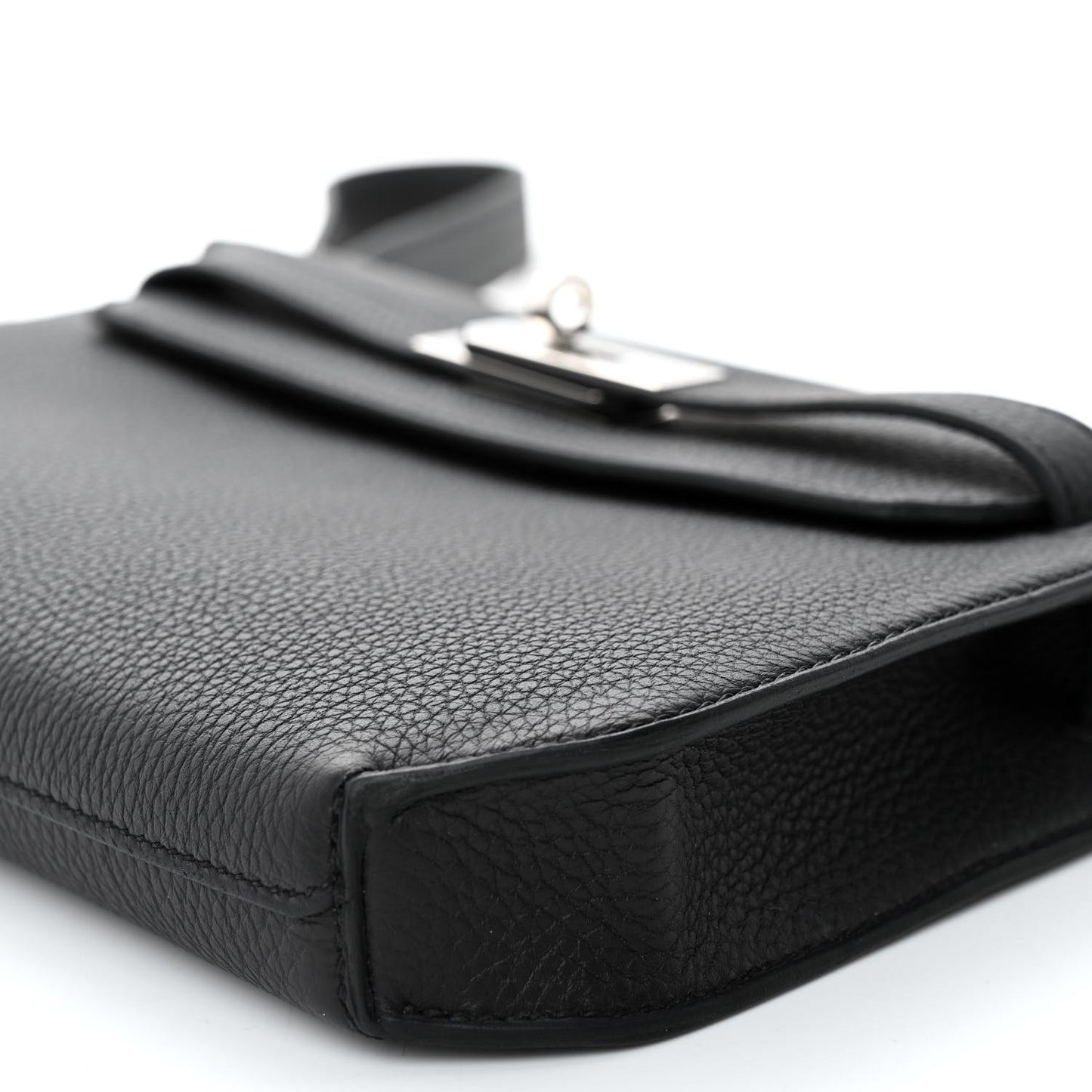 Togo Kelly Depeches 25 Pouch Black