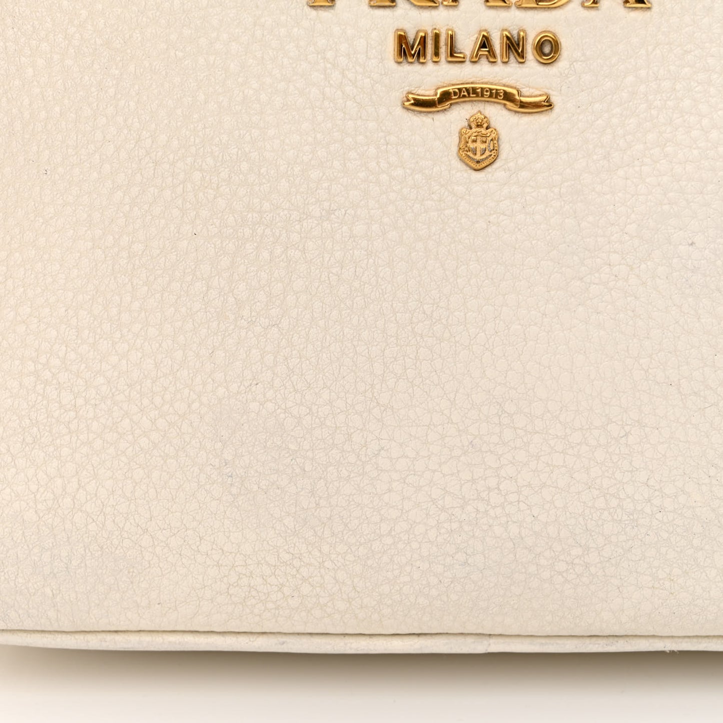 Vitello Daino Camera Crossbody Bianco
