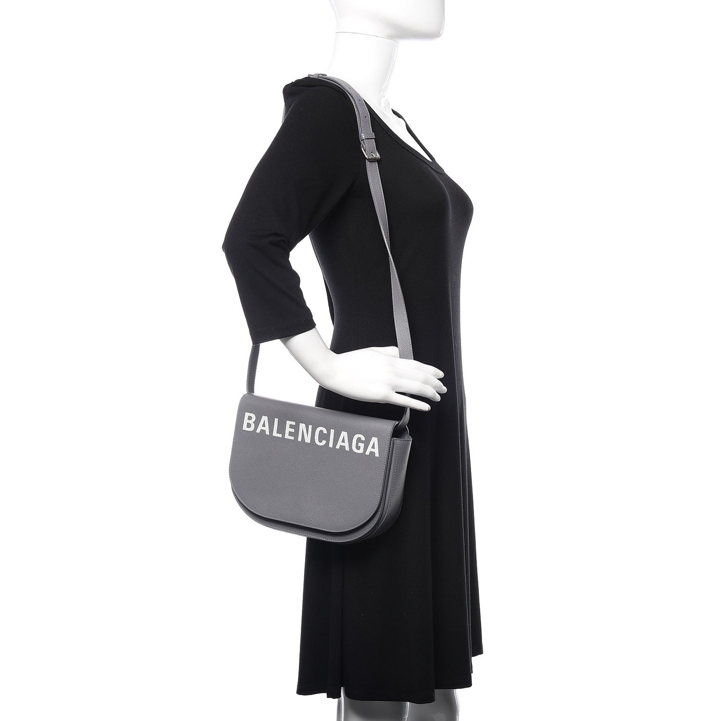 Signature Grained Calfskin Logo S Ville Day Bag Gris Perle Fonce White