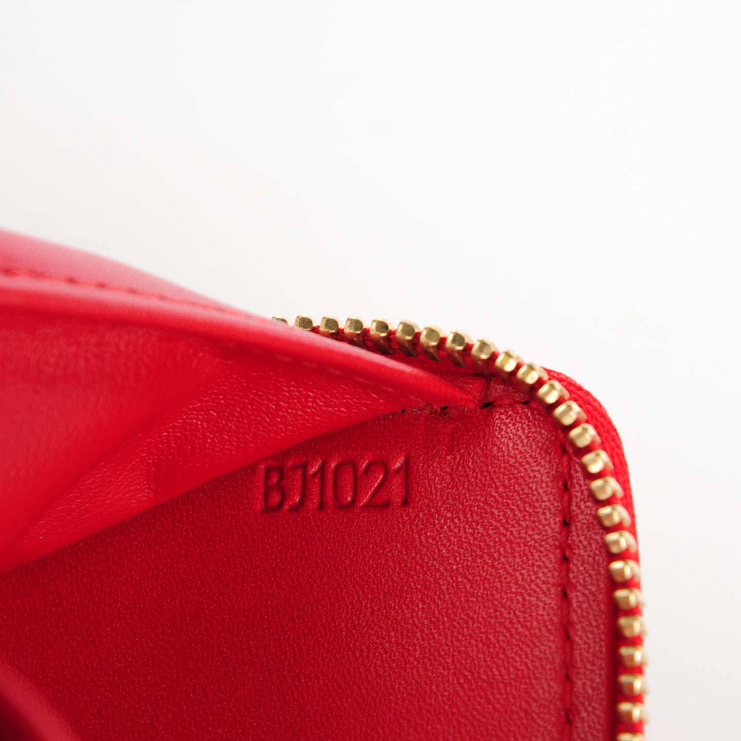 Vernis Broome Zip Wallet Rouge