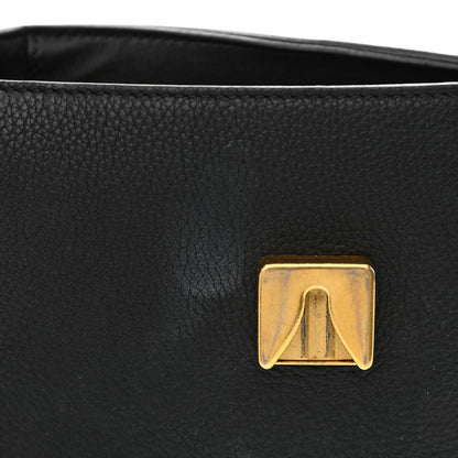 Valentino Garavani Pebbled Calfskin Small VRing Chain Shoulder Bag Black 11 of 12
