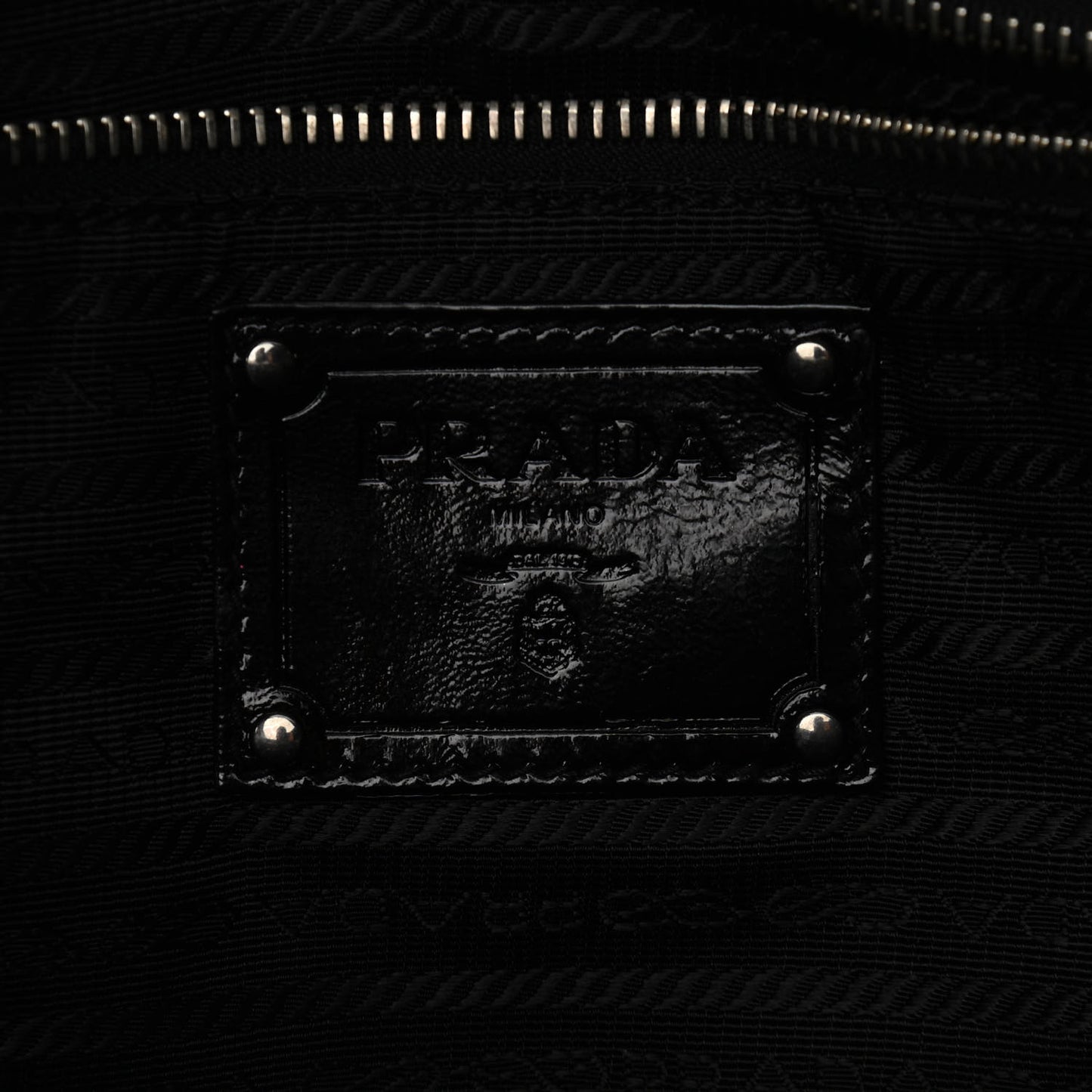 Vernice Chevron Tote Black