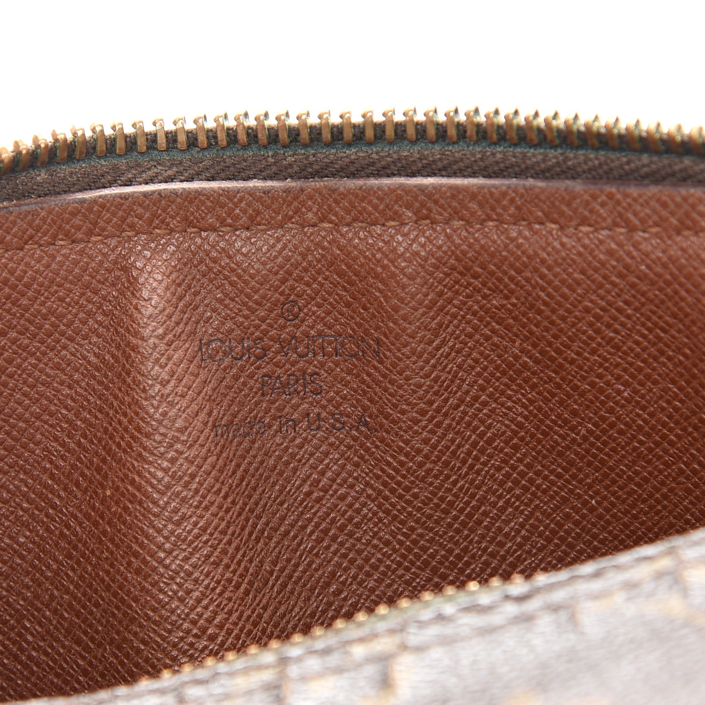 Monogram Papillon 26