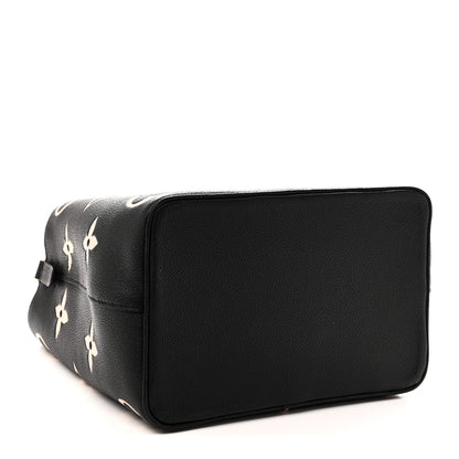 Louis Vuitton Empreinte Monogram Giant Neonoe MM Black Beige 5 of 11