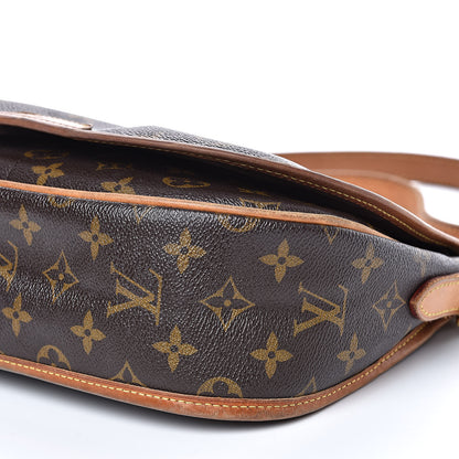 Louis Vuitton Monogram Menilmontant PM 9 of 19