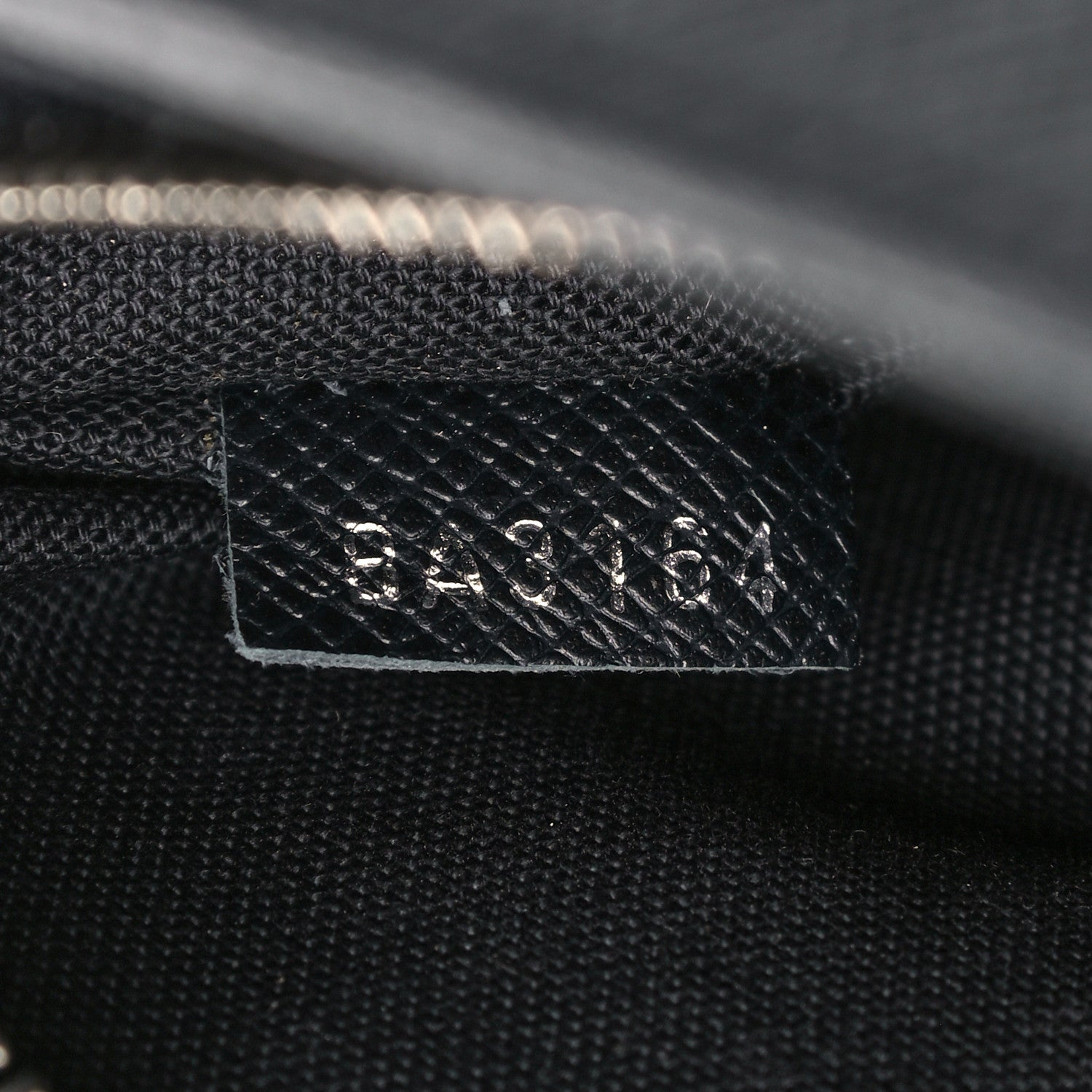 Louis Vuitton Taiga Milo Messenger Boreal 6 of 25