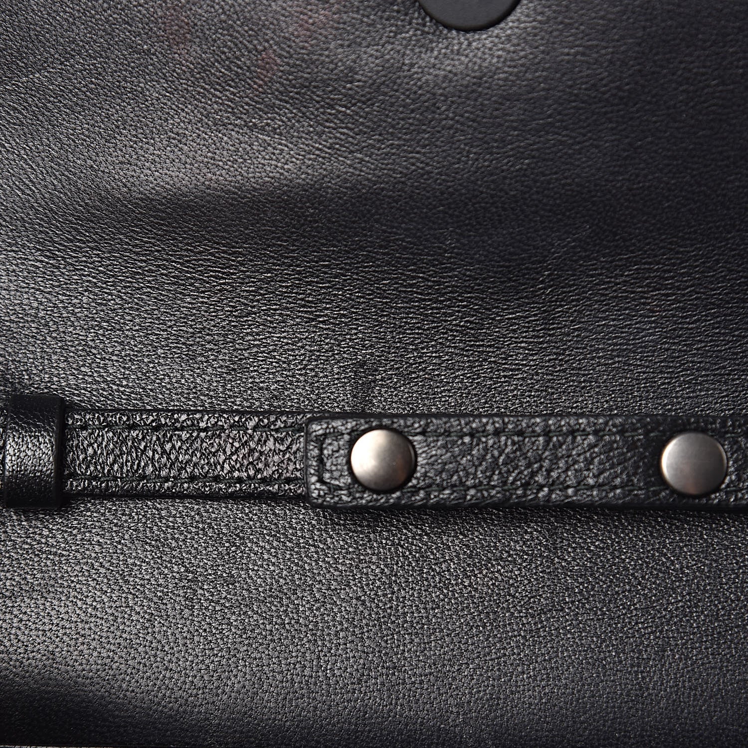 Balenciaga Shiny Goatskin Logo Embossed Monochrome BB Wallet On Chain Black 8 of 12