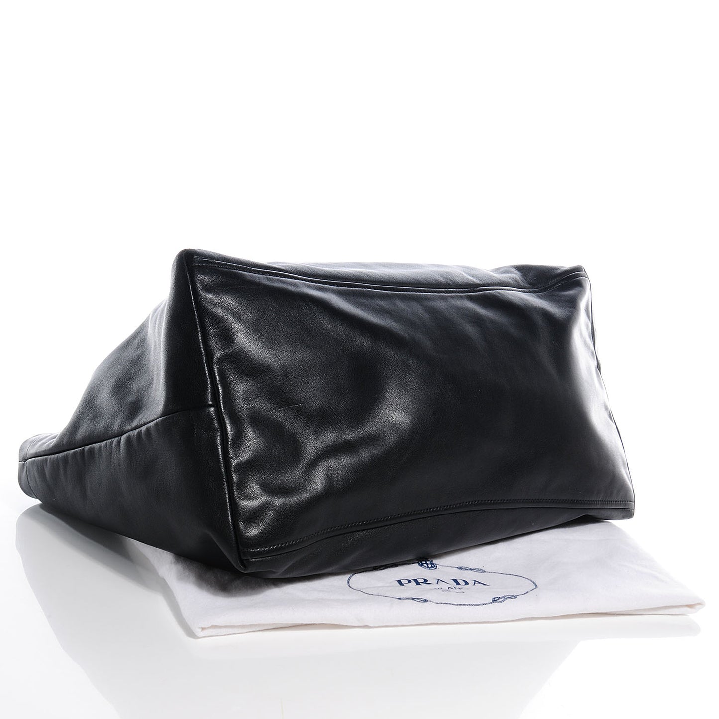 Soft Calf Chain Tote Nero Black
