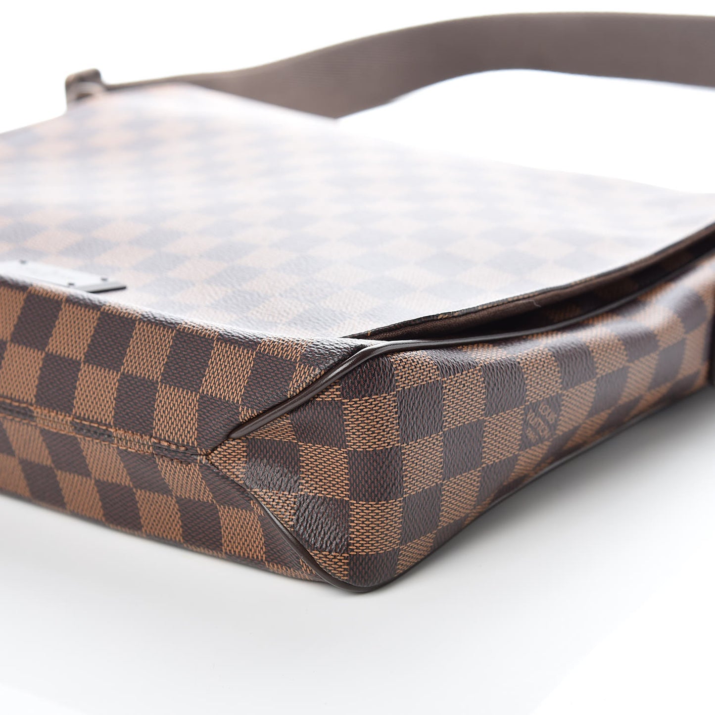 Damier Ebene District MM