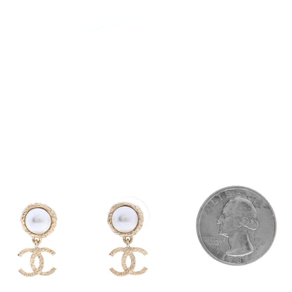 Chanel Pearl Hammered CC Drop Earrings Gold Pearly White 2 of 5
