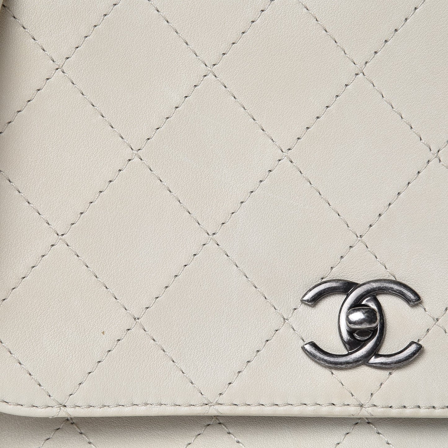 Calfskin Stitched Urban Luxury Top Handle Bag Ivory