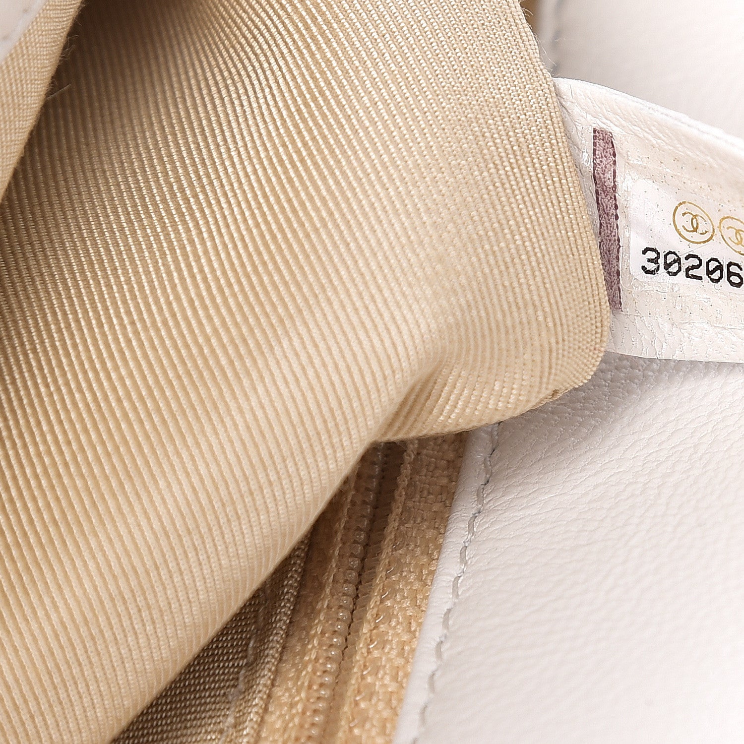Chanel Goatskin Quilted Medium 19 Flap White 8 of 17