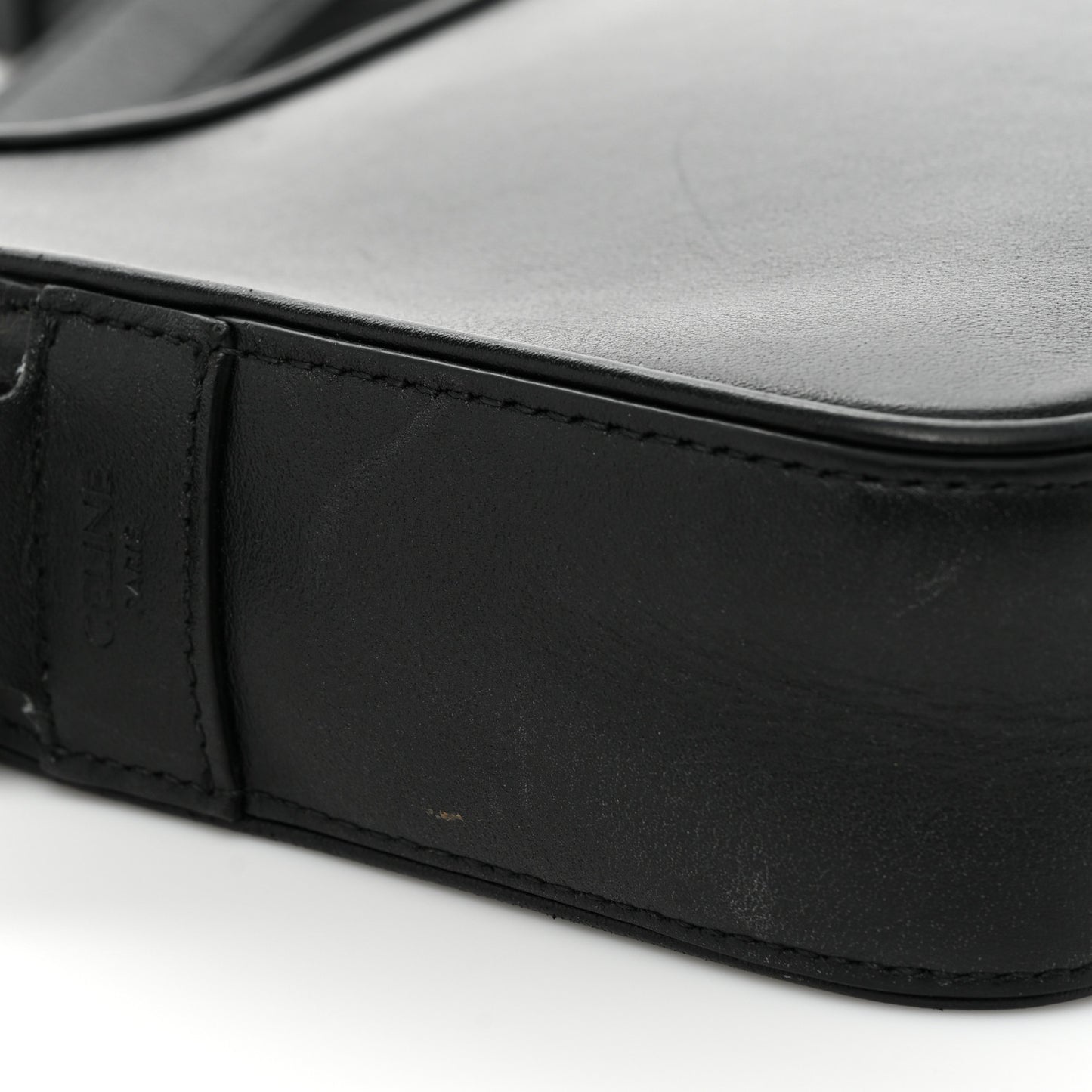 Smooth Calfskin Medium Messenger Bag Black