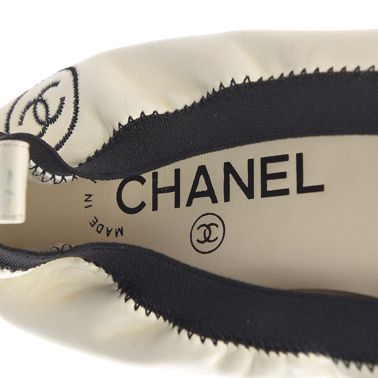 Lambskin CC Elastic Cap Toe Ballerina Flats 37 Off White Black
