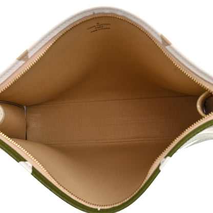 Louis Vuitton Monogram Giant Toiletry Pouch 26 Kaki 5 of 10