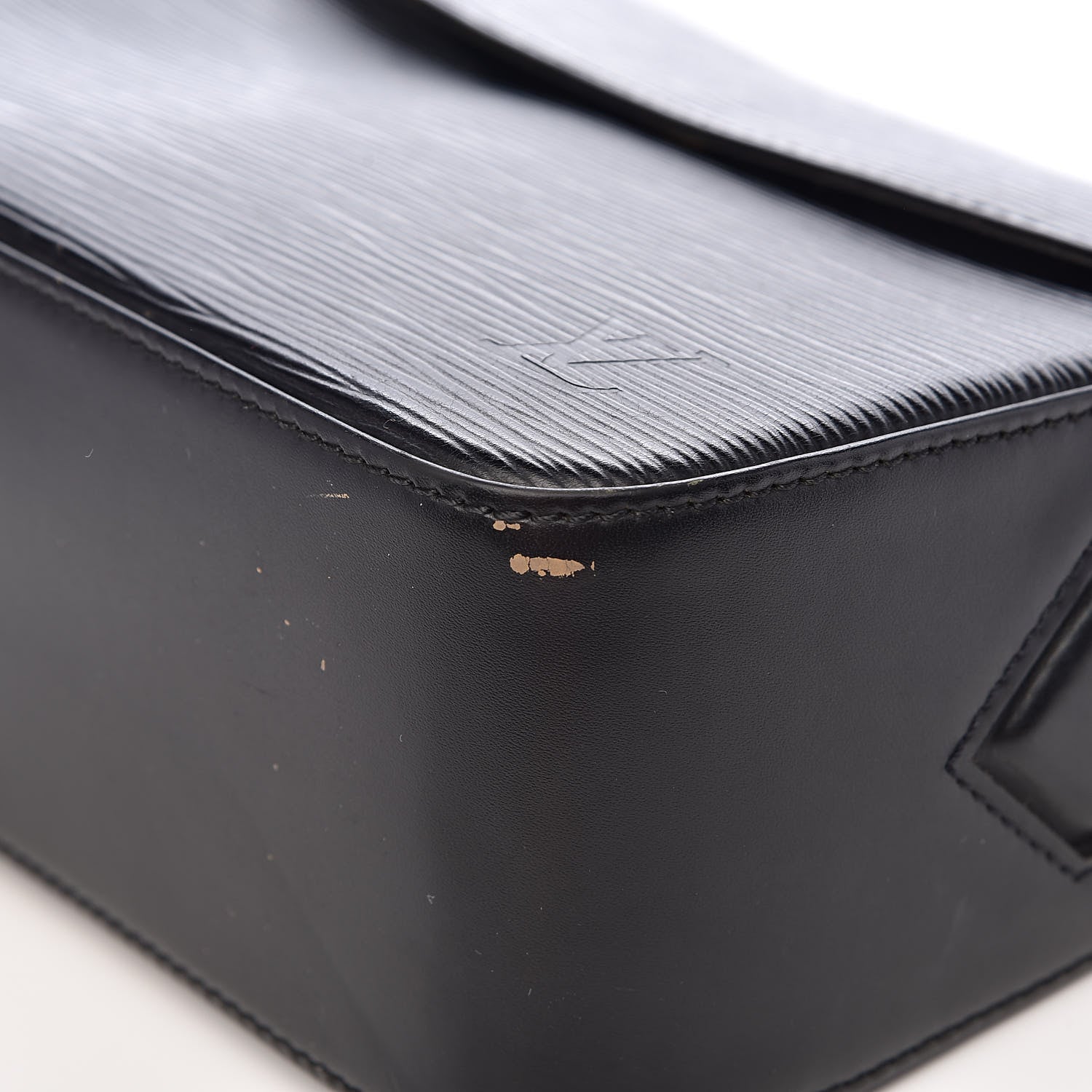 Louis Vuitton Epi Buci Black 13 of 17