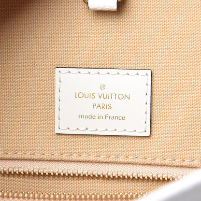 Louis Vuitton Monogram Giant Onthego GM Kaki Beige 7 of 11