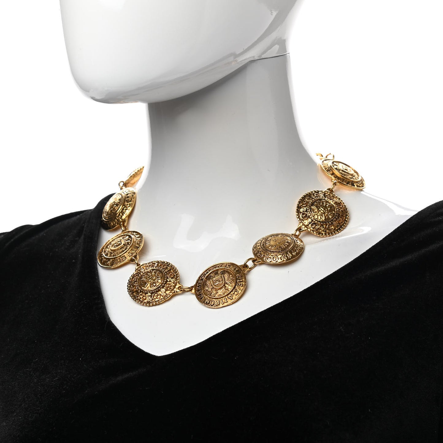 Metal CC Medallion Necklace Gold
