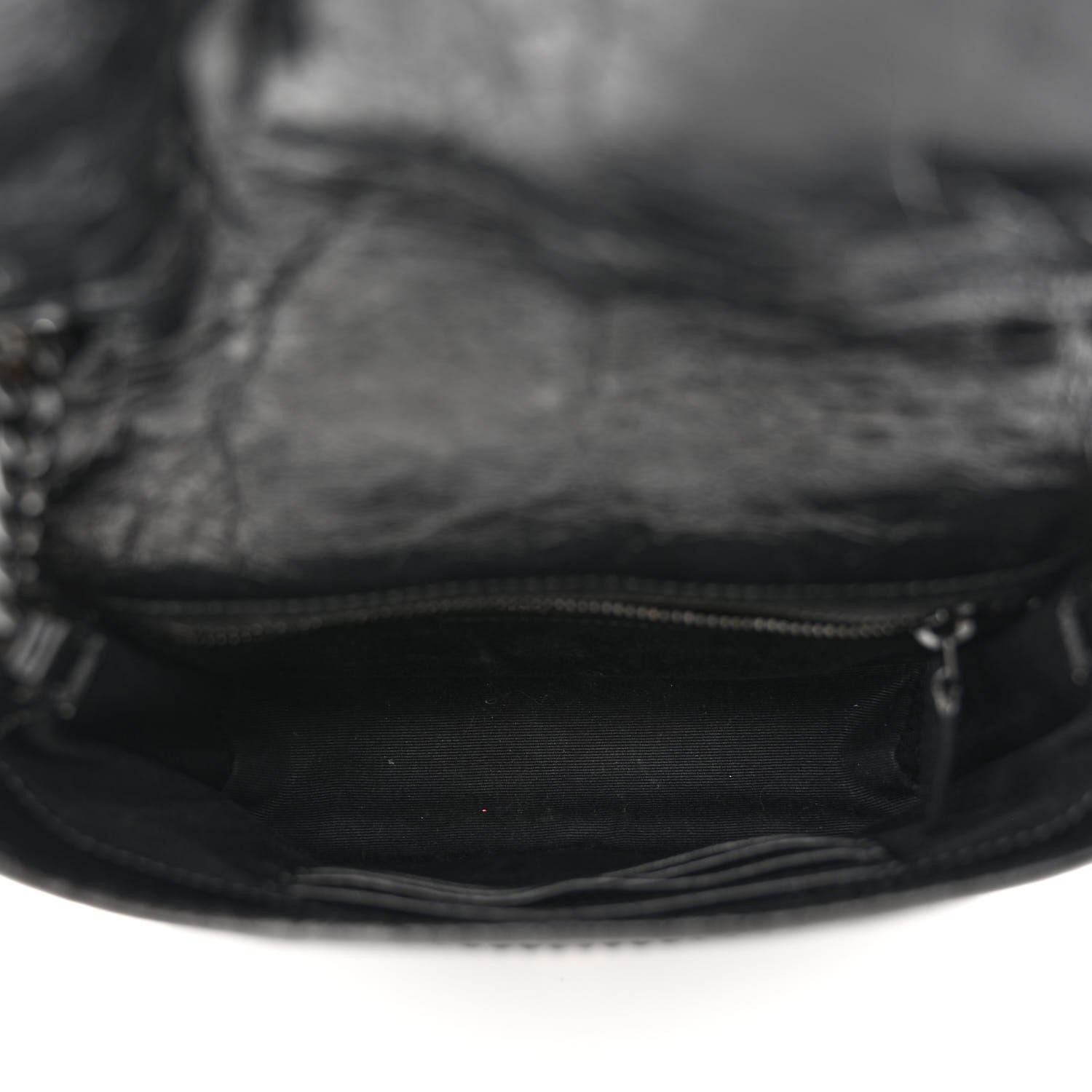 Saint Laurent Crinkled Calfskin Matelasse Monogram Niki Chain Wallet Black 5 of 10