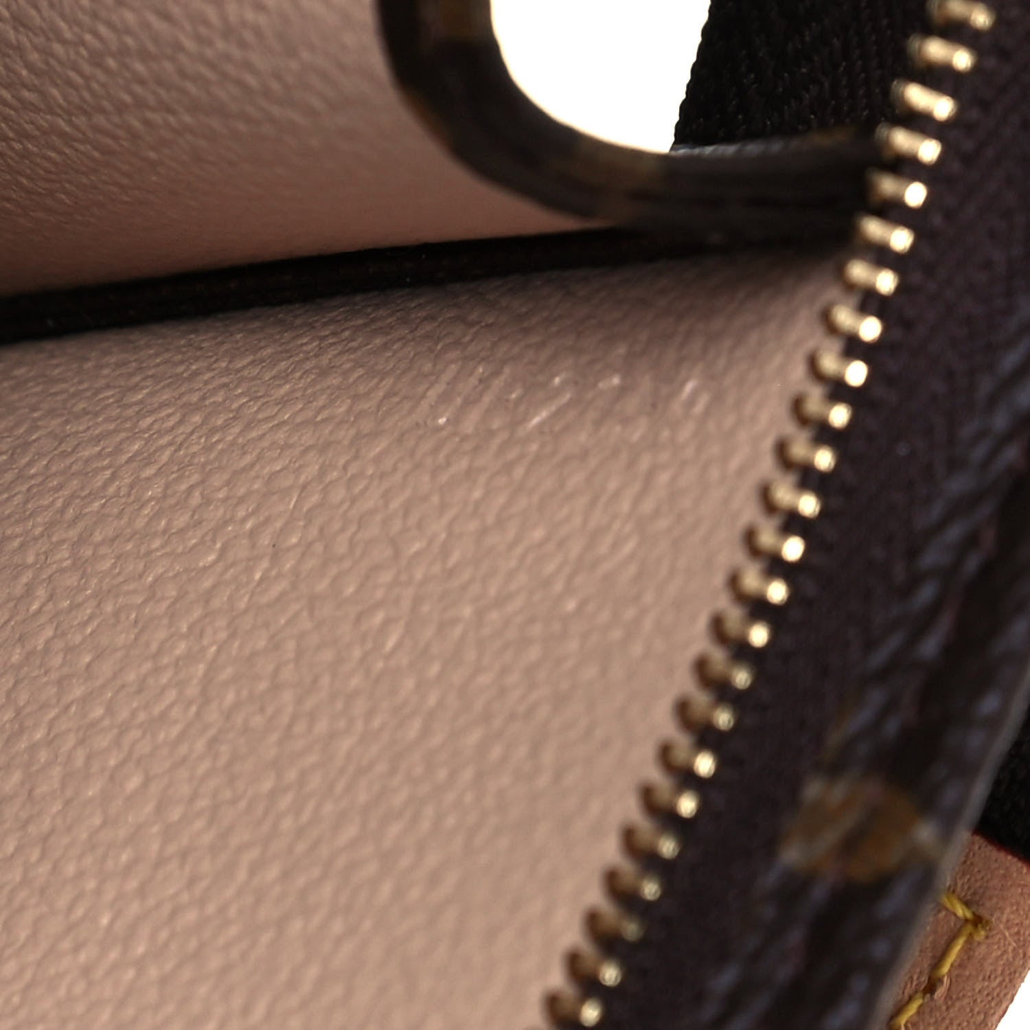 Louis Vuitton Monogram Toiletry Pouch 19 7 of 12