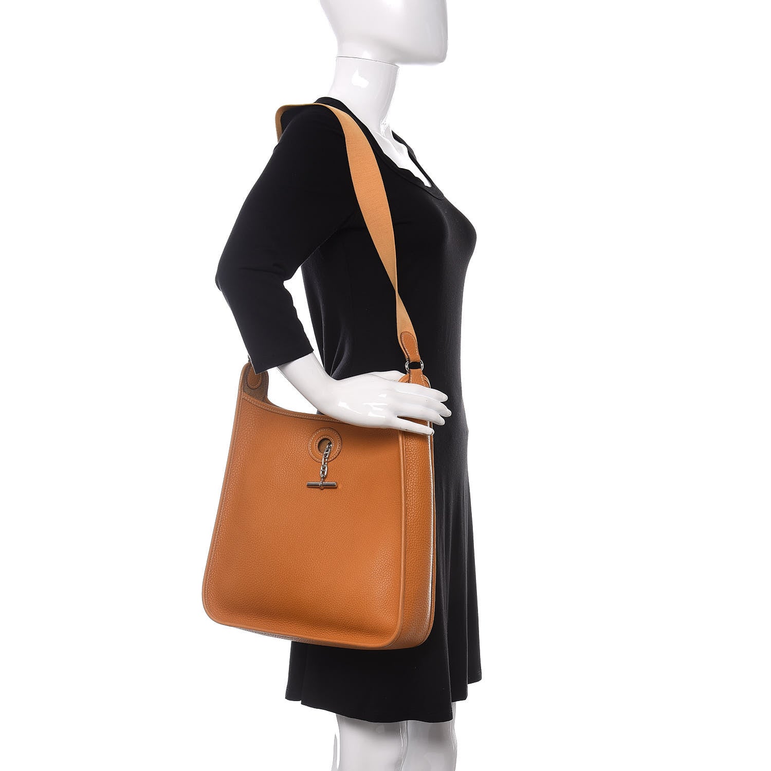 Hermes Taurillon Clemence Vespa GM Natural Sable 2 of 9