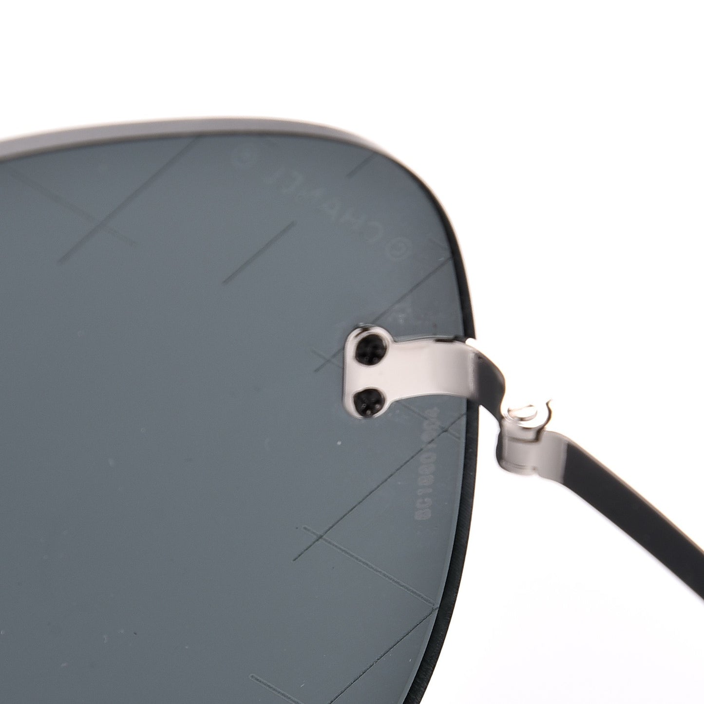 Shield Runway Sunglasses 2747 Silver Grey