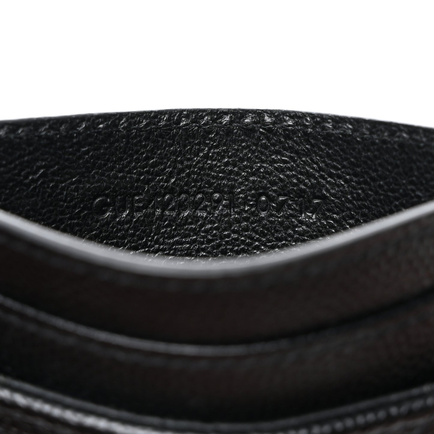 Grain De Poudre Matelasse Chevron Monogram Credit Card Case Black