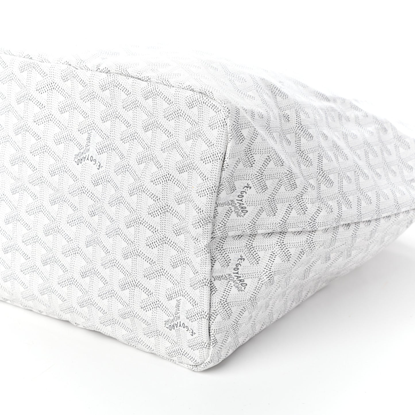 Goyardine Saint Louis GM White