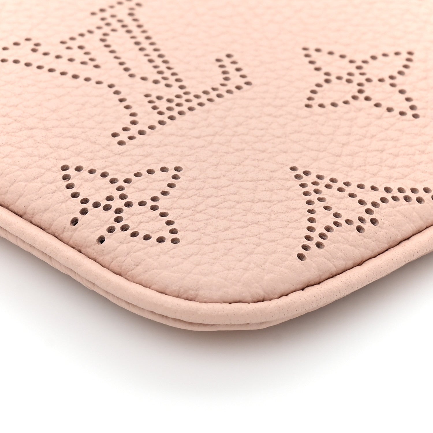 Louis Vuitton Mahina Key Pouch Magnolia 8 of 10
