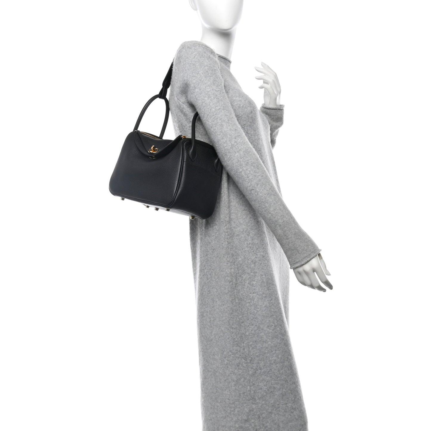 Taurillon Clemence Lindy 26 Black