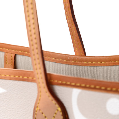 Louis Vuitton Monogram Giant By The Pool Neverfull MM Brume 13 of 14