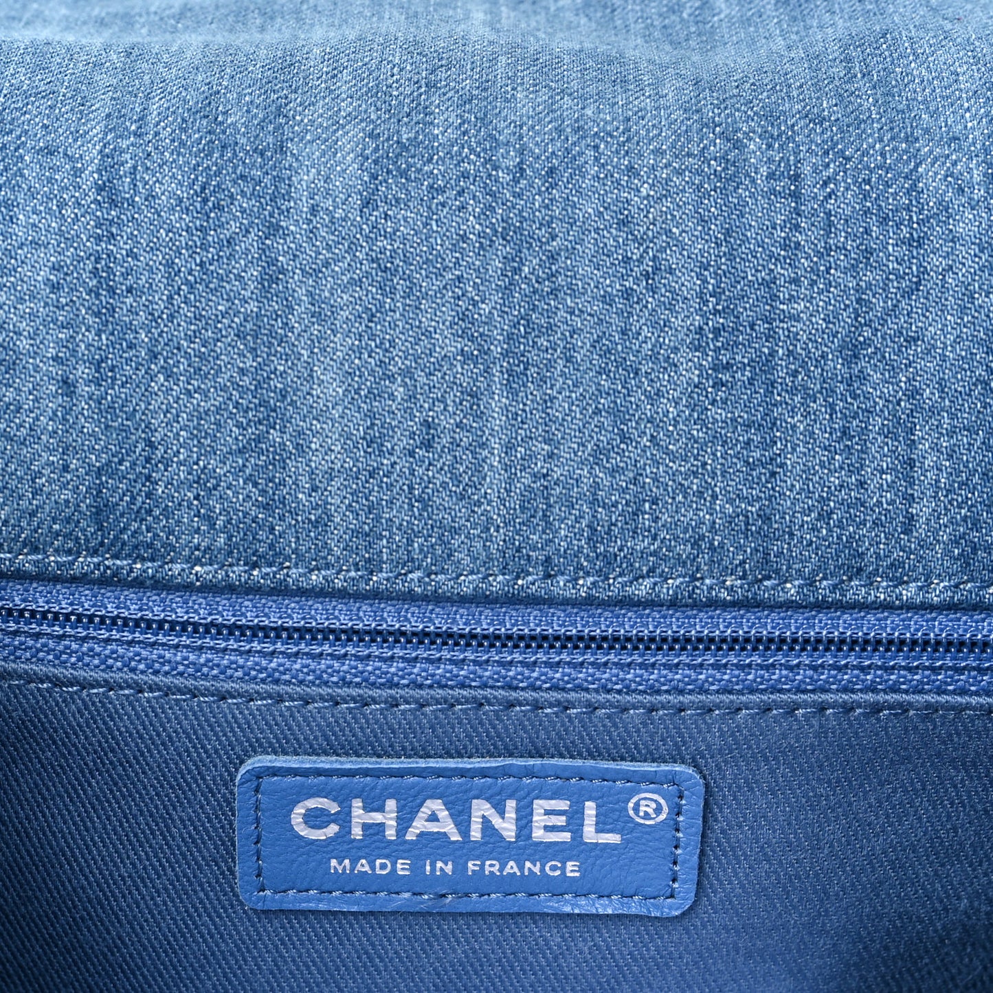 Frayed Denim Quilted Large Blue Chip Flap Blue