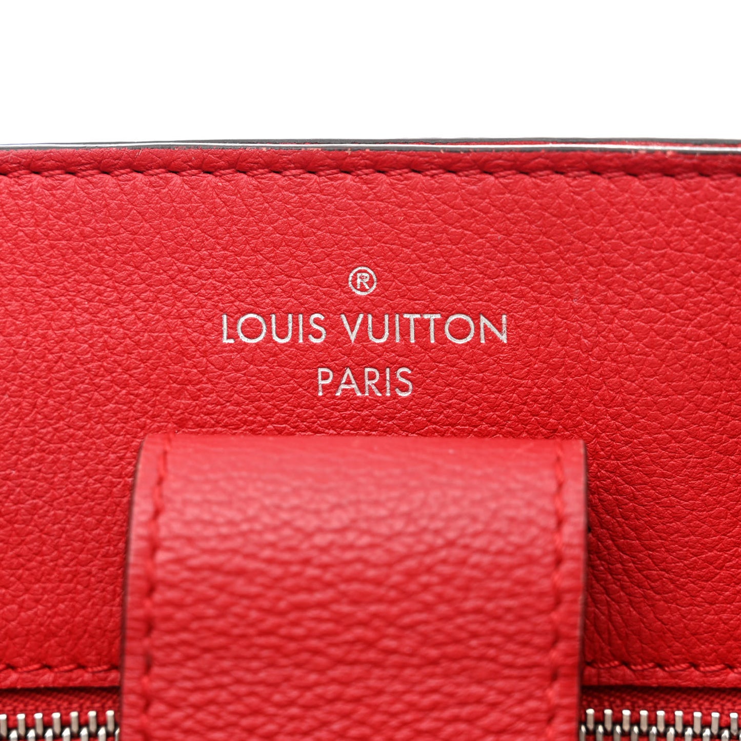 Calfskin Lockme Bucket Rubis
